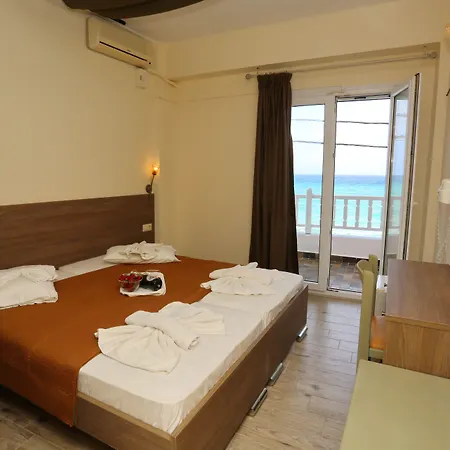 Hotel Summer Polychrono