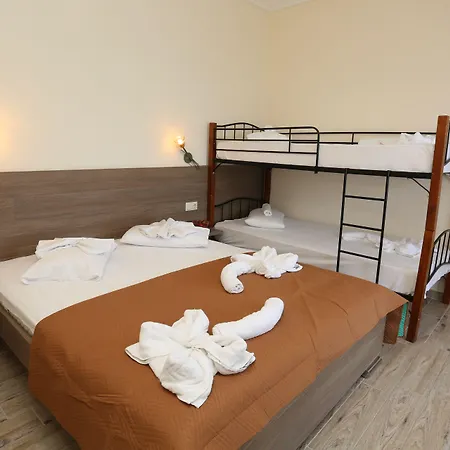 Summer 2* Polychrono