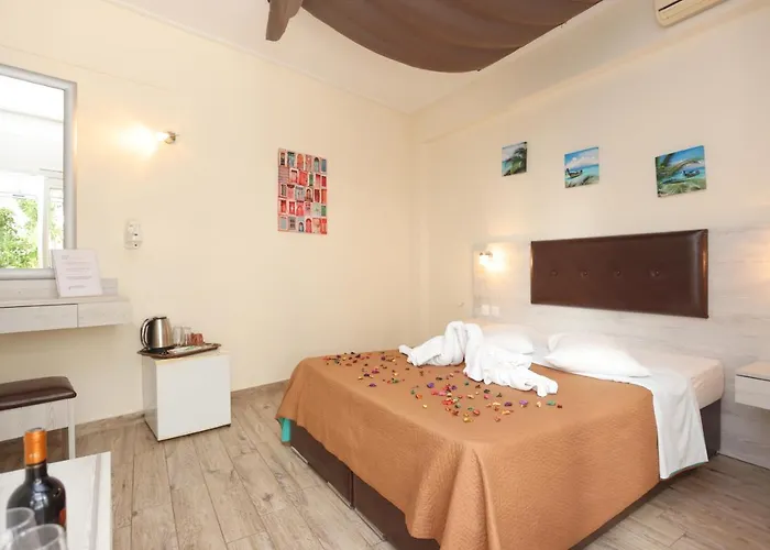 Summer Hotel Polychrono