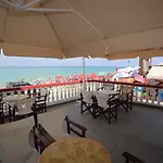 Summer Políhrono