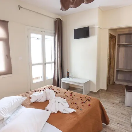Summer Hotel 2*