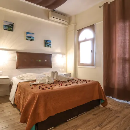 Summer Hotel Polychrono