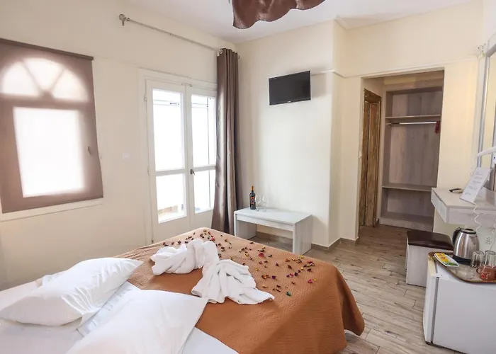 Summer Hotel 2*