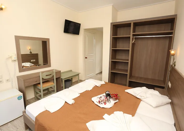 Summer Hotel
