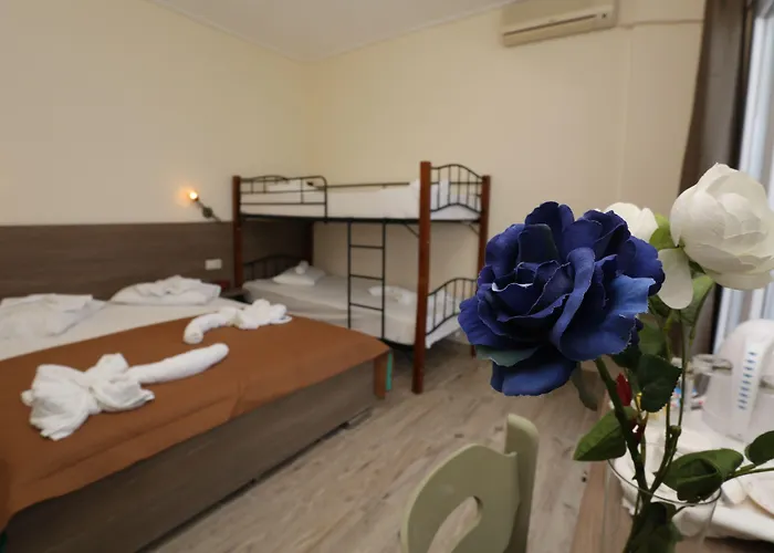 Hotel Summer 2*